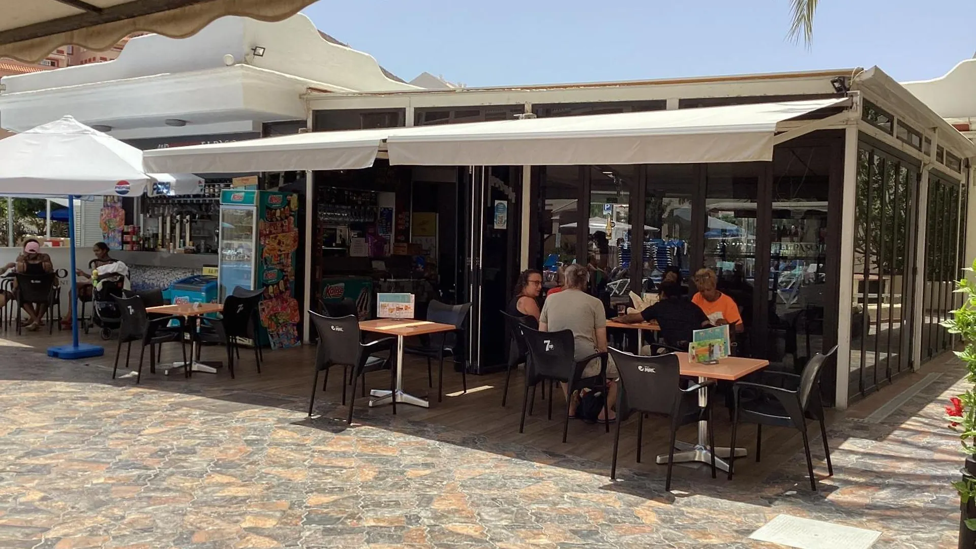 Apartment Estupendo Estudio En Castle Harbour Los Cristianos Los Cristianos  Spain